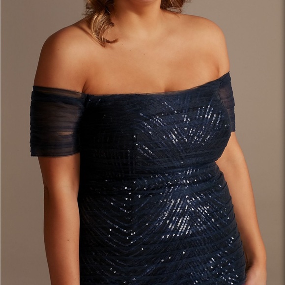 David’s bridal navy blue mermaid, formal dress - Picture 2 of 5